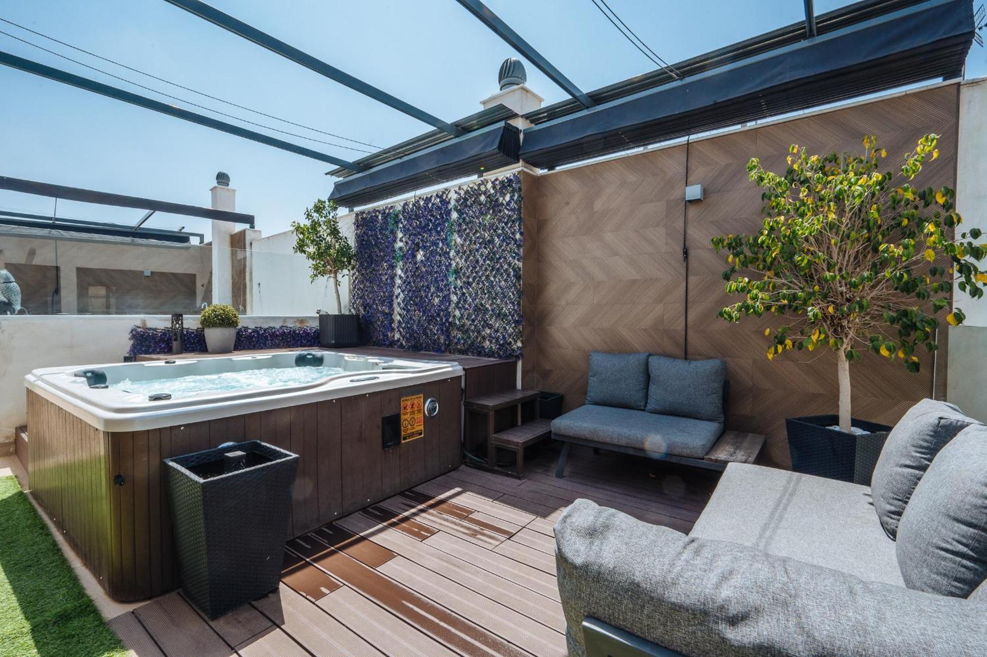 Elegant Duplex 3 Master Bedrooms And Private Sevilla Dış mekan fotoğraf