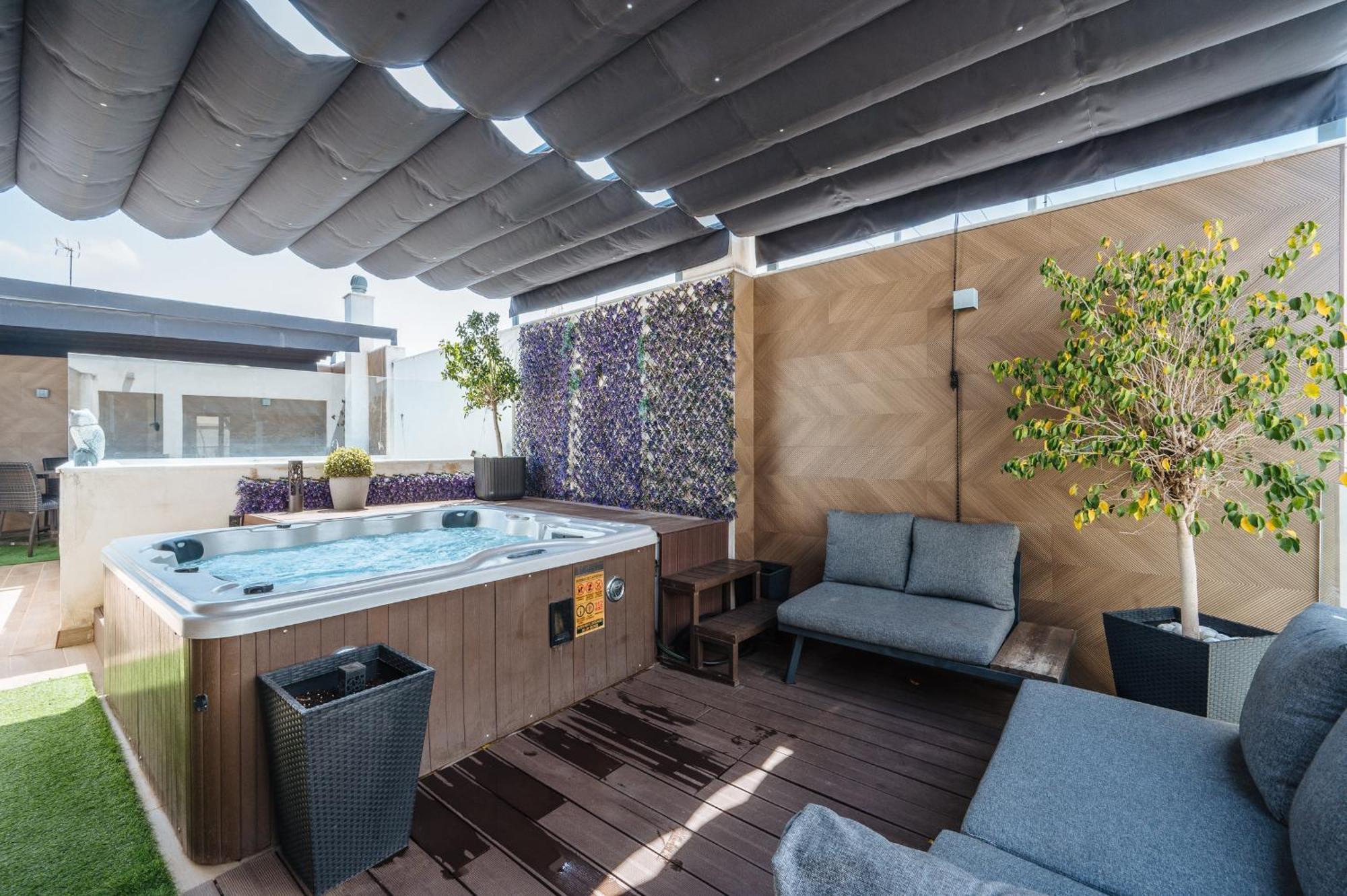 Elegant Duplex 3 Master Bedrooms And Private Sevilla Dış mekan fotoğraf